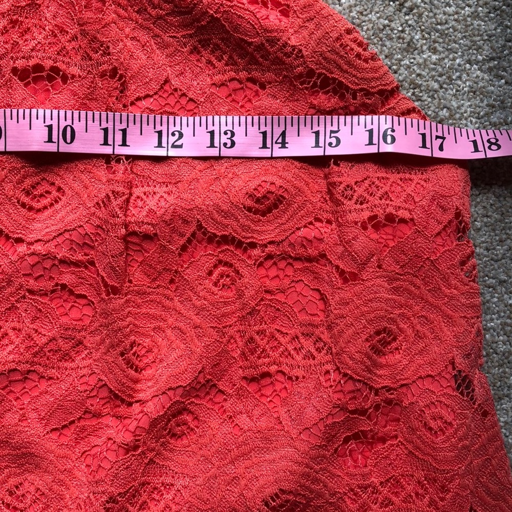 SALE! Lace Flowing  Sexy Halter Top in Gorgeous Coral Color Sz M EUC! - Picture 9 of 9